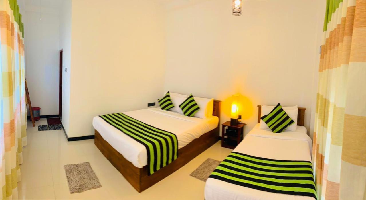 Cloudy Hill Cottage เอลลา ภายนอก รูปภาพ
